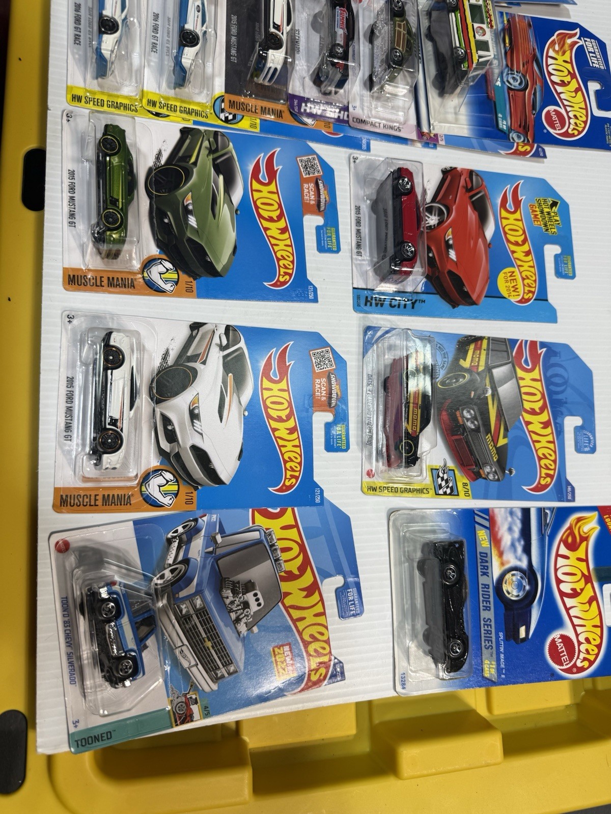 LOT OF 100 RANDOM HOT WHEELS ALL NEW