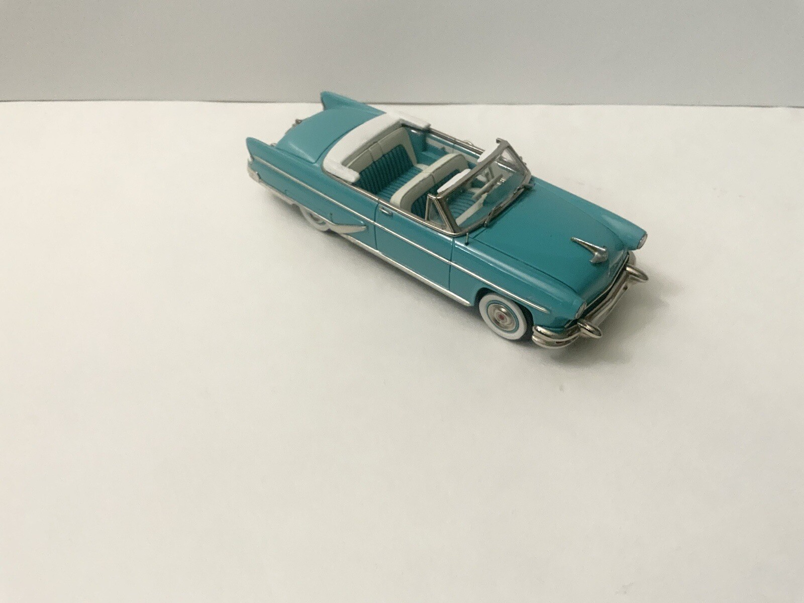 1/43 1955 Lincoln Capri convertible open turquoise MC-64 Motor city USA
