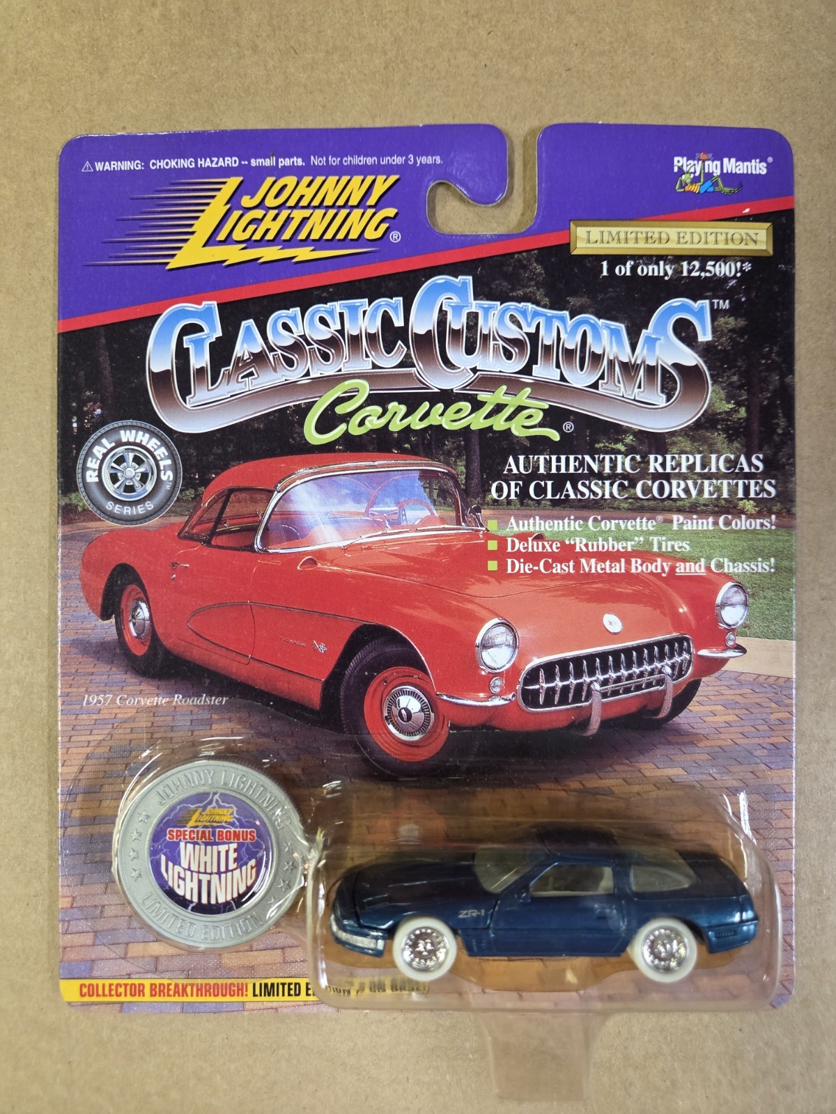 Rare Johnny Lightning 1995 Chevrolet Corvette ZR-1 WHITE LIGHTNING Chase J-38