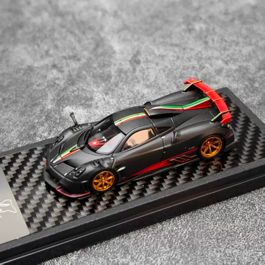 LCD 1:64 Pagani Pagani Imola Imola alloy car model ornaments collection
