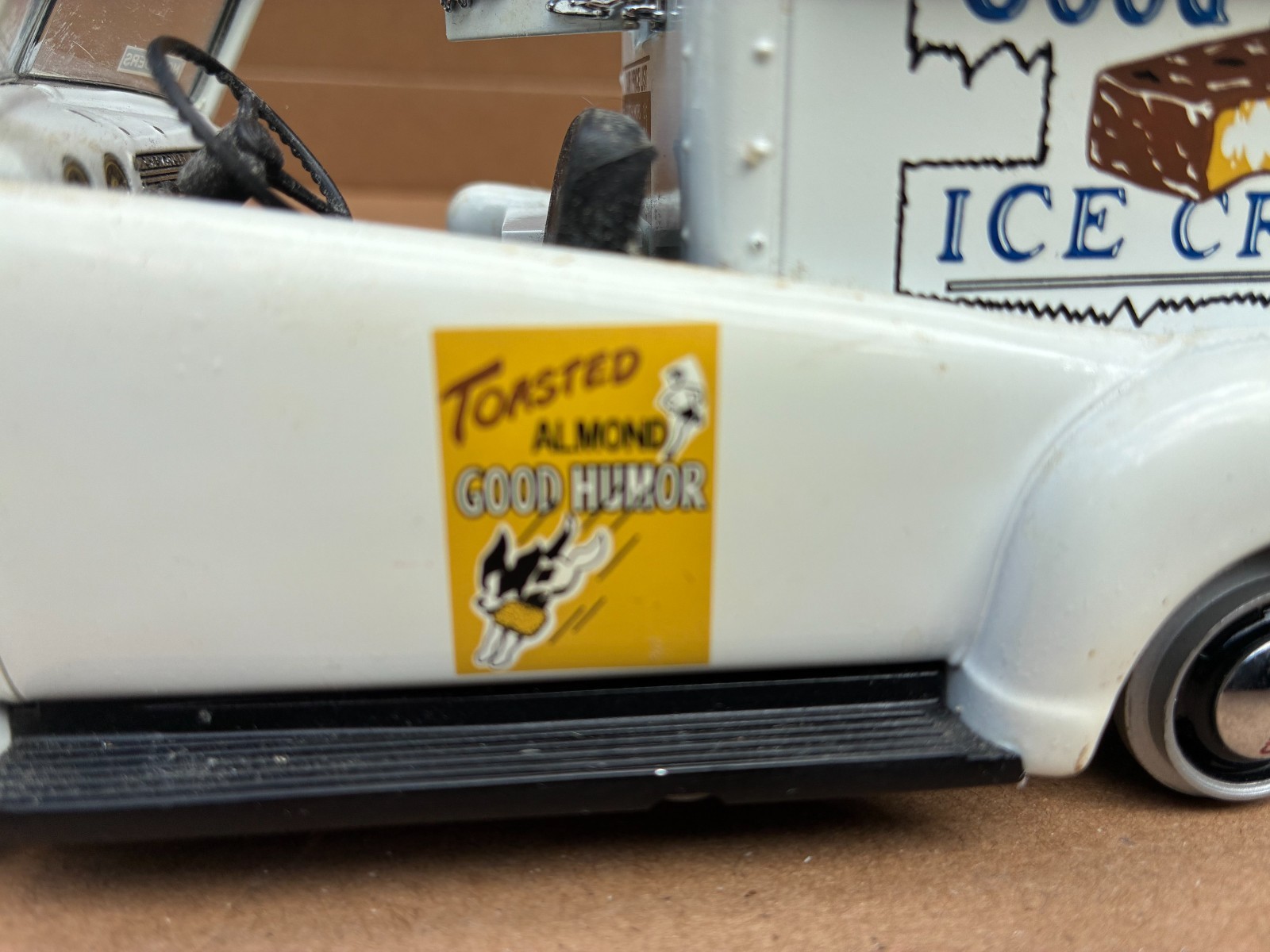 Danbury Mint 1953 Chevy Good Humor ice cream truck-missing parts