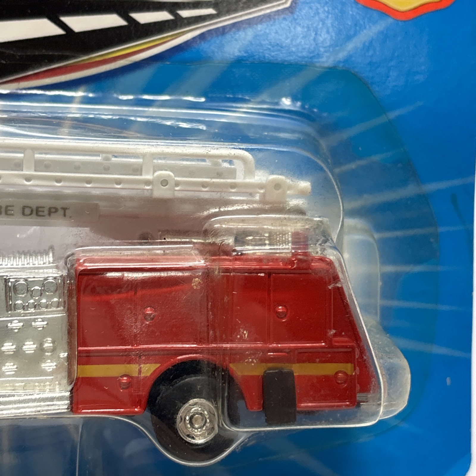 Road Champs 1:64Fire Rescue Truck Diecast 1997 Philadelphia Fire Dept. Free Ship