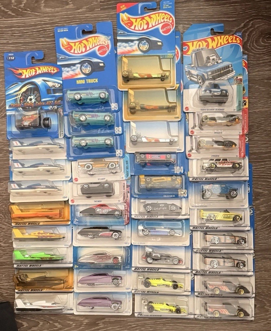 Hot Wheels 40 car mixed lot #6