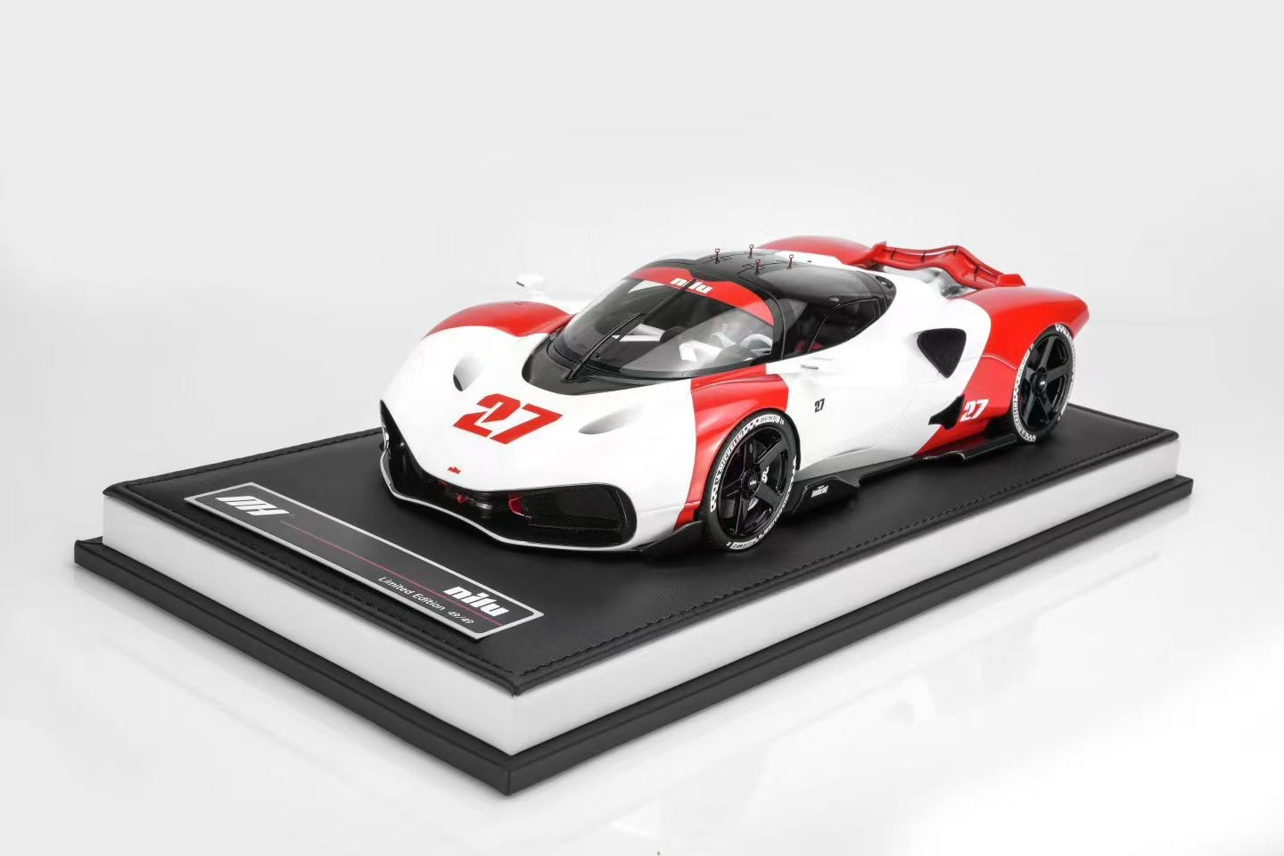 Motorhelix 1:18 Nilu 27 Hypercar Limited Edition Resin Car Model