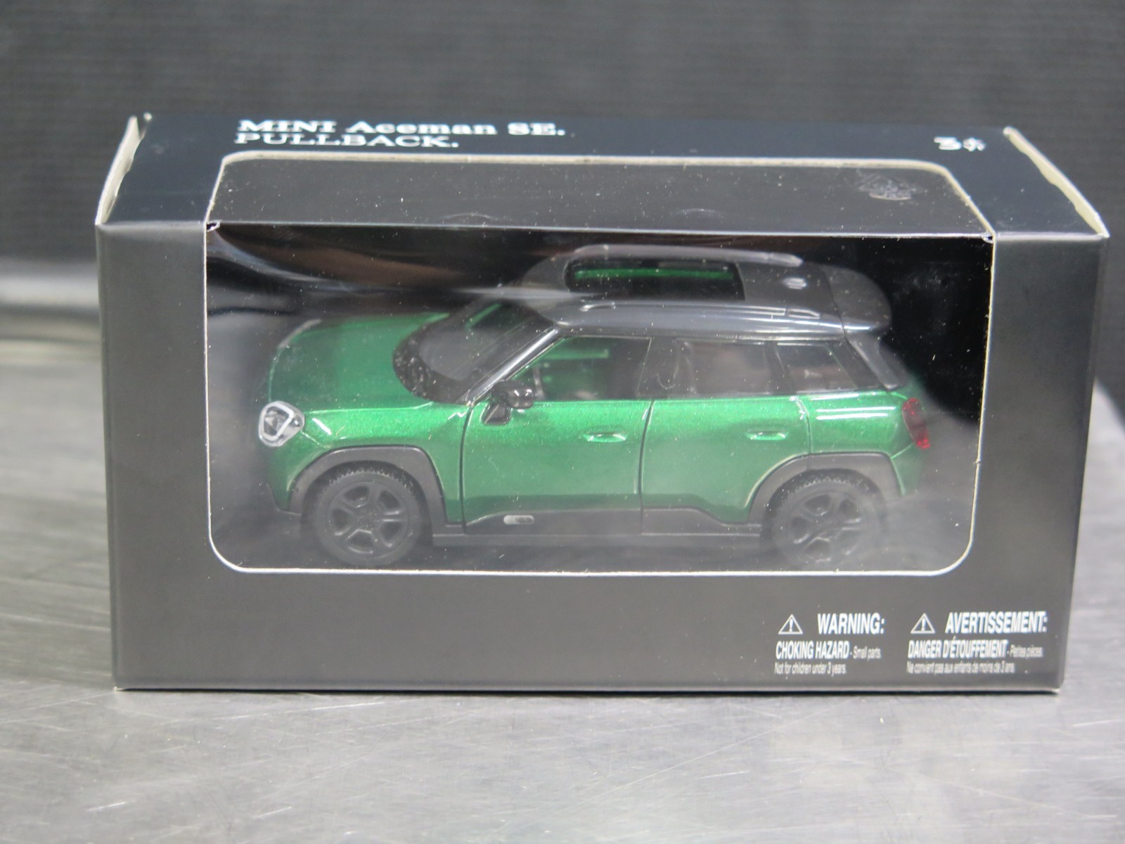 MINI Cooper Aceman SE Pull Back Toy Car Green