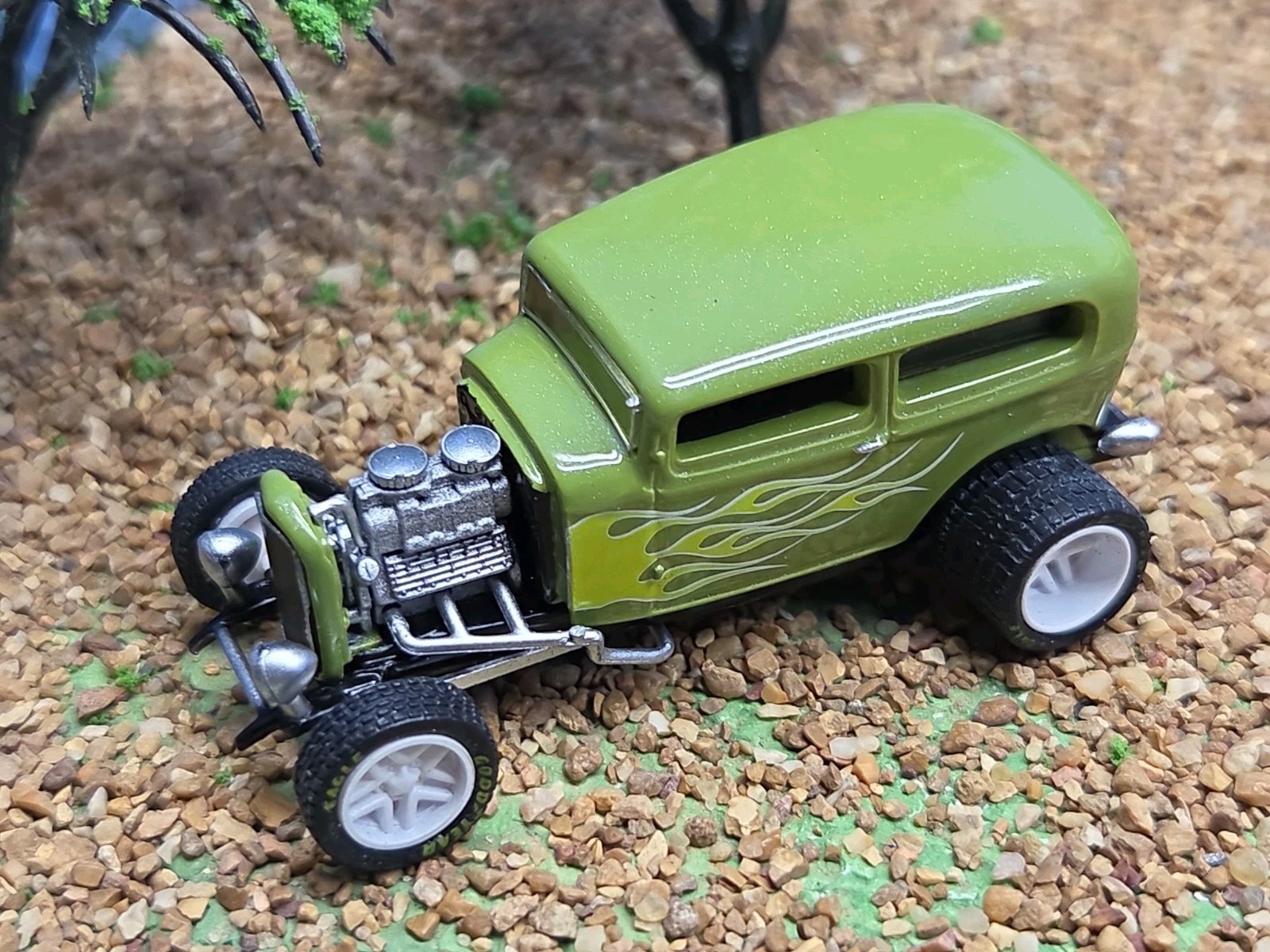 Custom 1:64 street Rat Rod lowered hot FORD chopped panel paddy wagon HotWheels