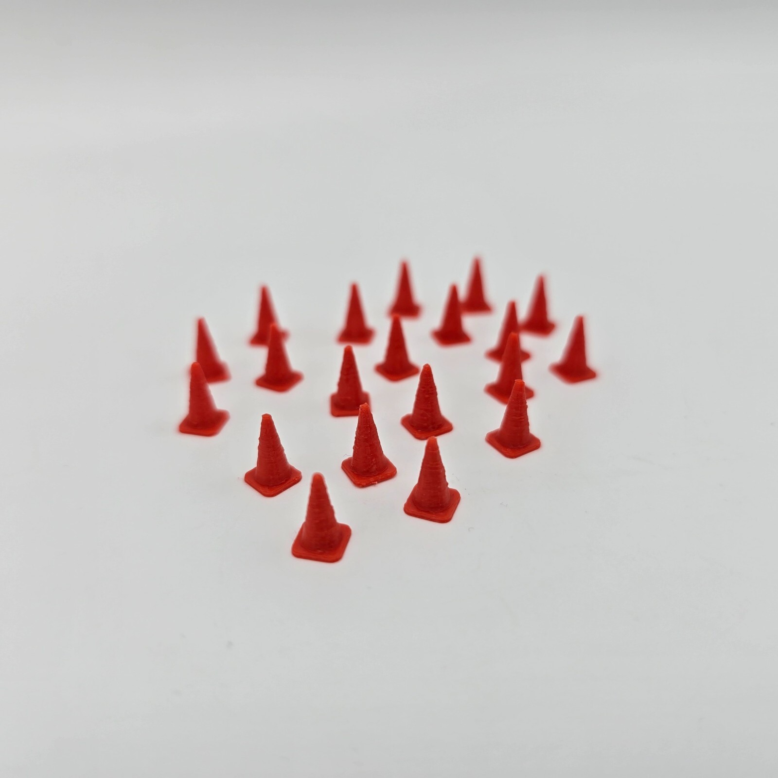 1/87 Scale Traffic Cones “Various Colours” “Unpainted” HO Gauge