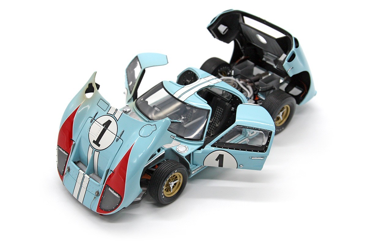 ’66 Ford GT40 MK II (1:18) “LeMans Gift Set” Diecast Cars (3), Exoto (#RLG18SC2)
