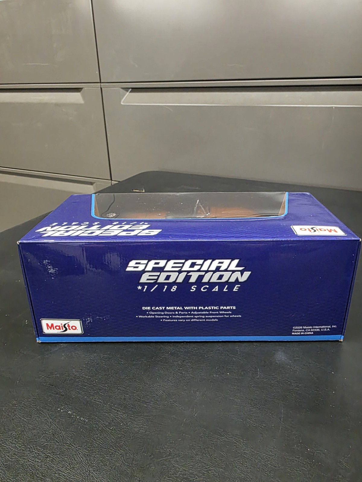 Maisto 1:18 Special Edition Model Diecast Car 1957 Corvette – Exclusive Style
