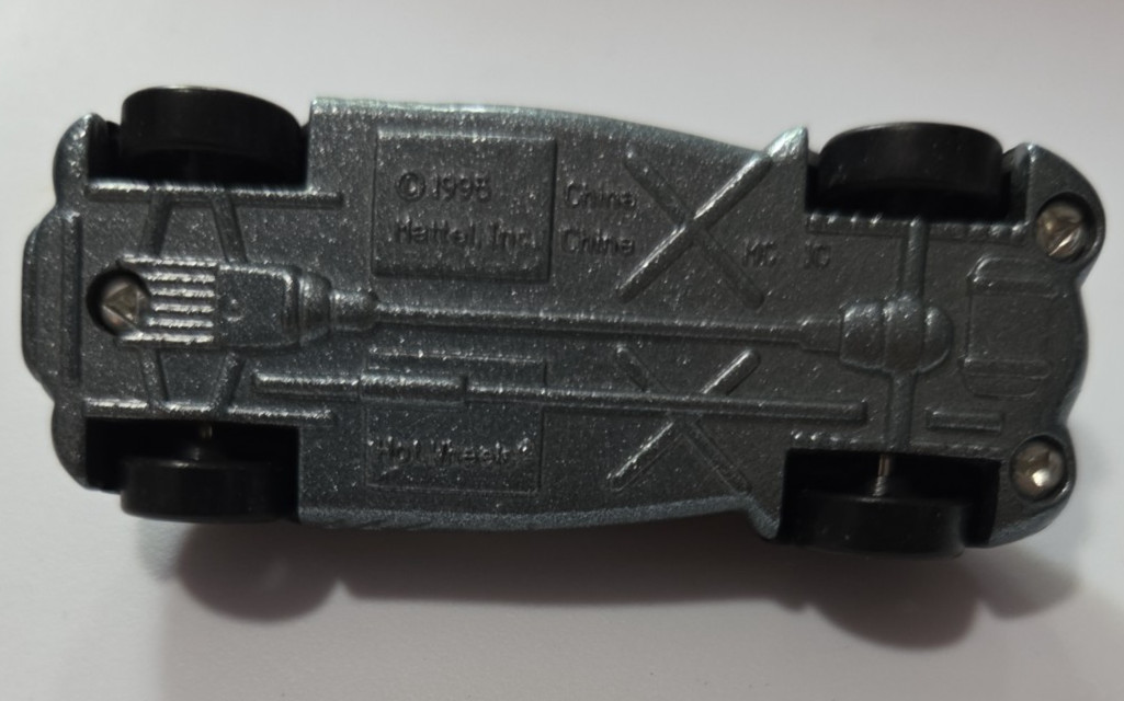 Vintage 1996 McDonald’s Happy Meal Toy Batman BATMOBILE 1:64 DC Comics
