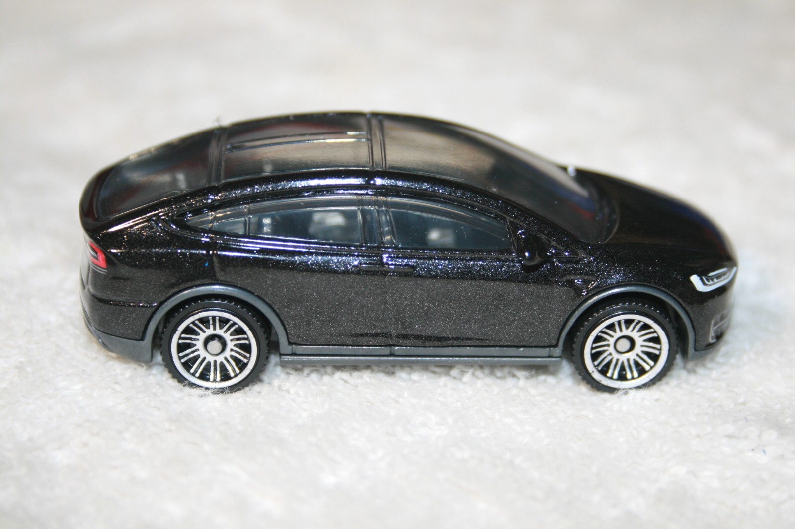 MATCHBOX 💥 2020 BLACK METALLIC TESLA MODEL X 💥🔌🔋20th ANNIVERSARY EDITION