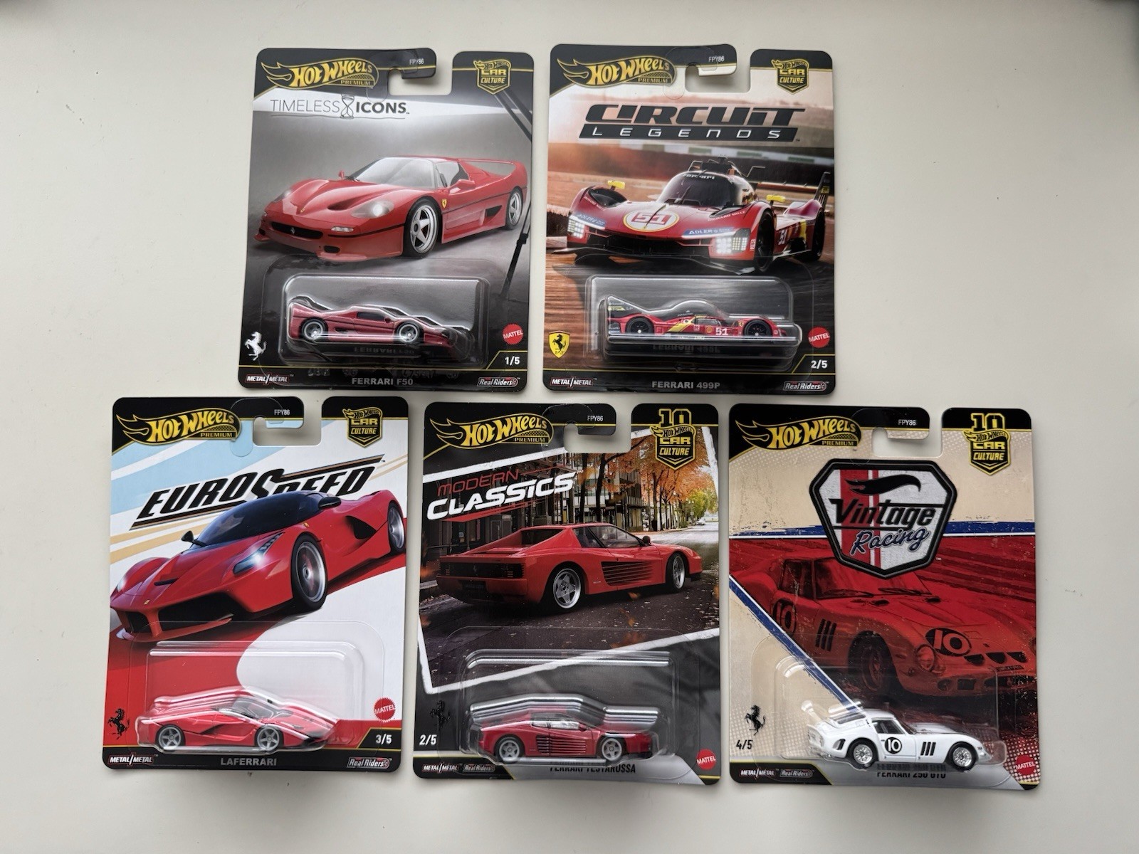 (5) Hot Wheels Ferrari F50, Testarossa, Ferrari 499P, LAFerrari, Ferrari 250 GTO