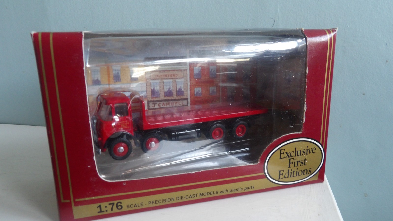 E.F.E. CODE 12802 SUTTONS AND SONS ATKINSON 4 AXLE FLATBED LORRY BOXED.