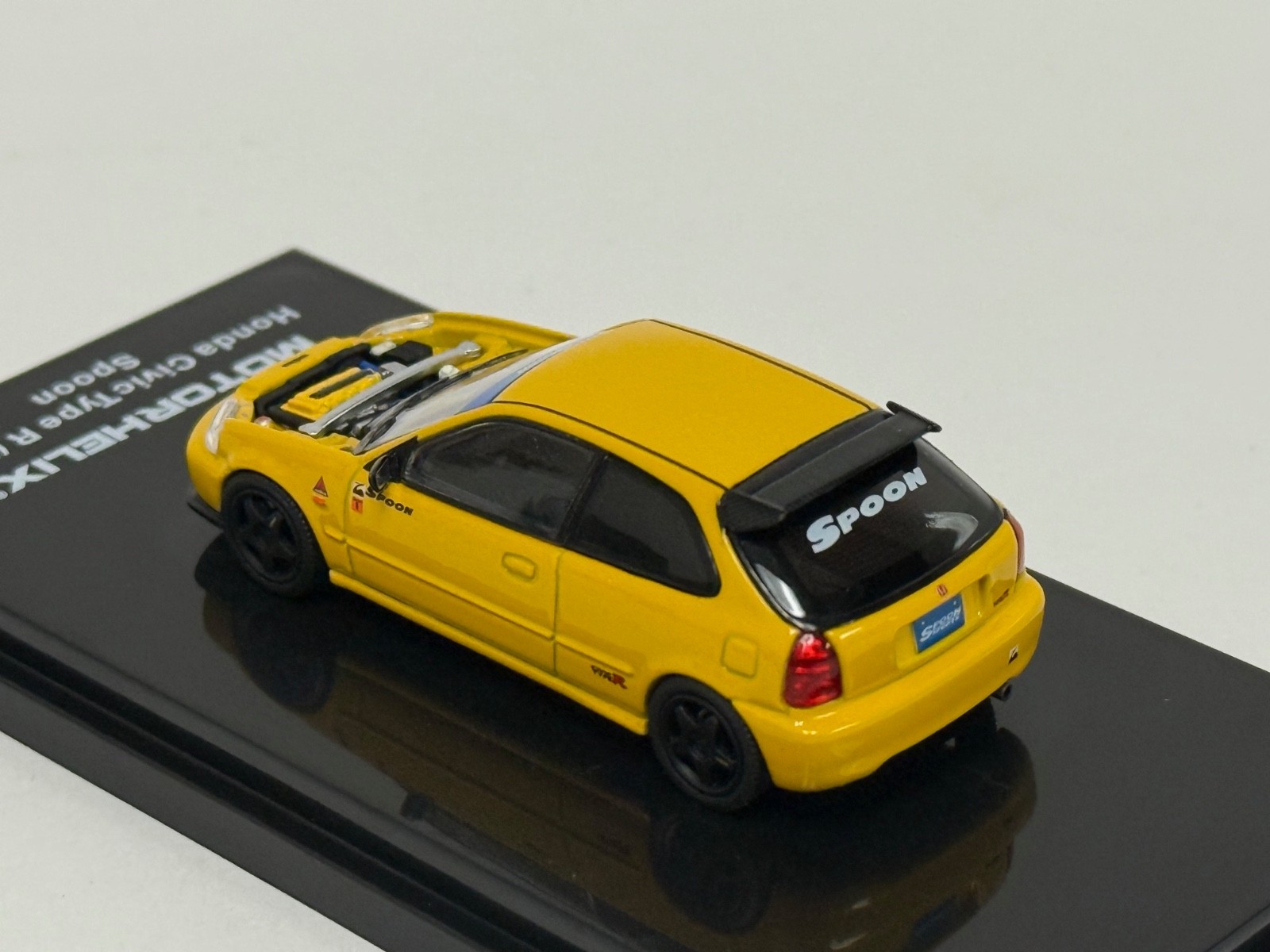 1/64 Motorhelix Honda Civic Type R ( EK9 ) Spoon Champion Yellow MIX1 LAST ONE