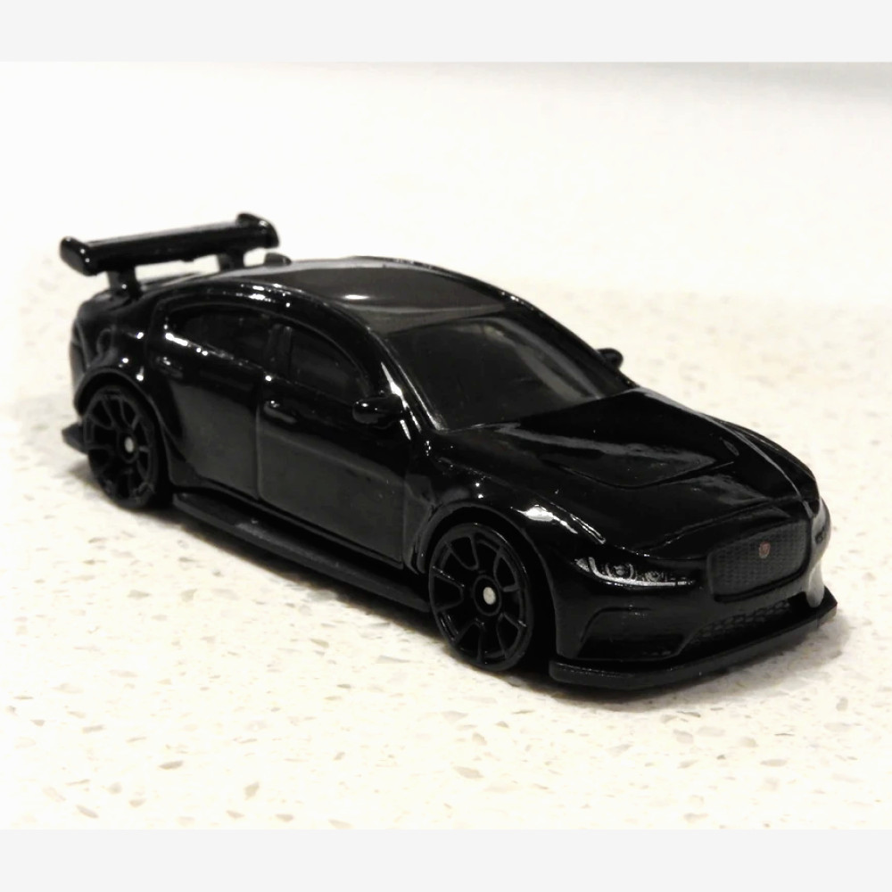 Jaguar XE SV Project 8 GTB90 HW Torque Hot Wheels