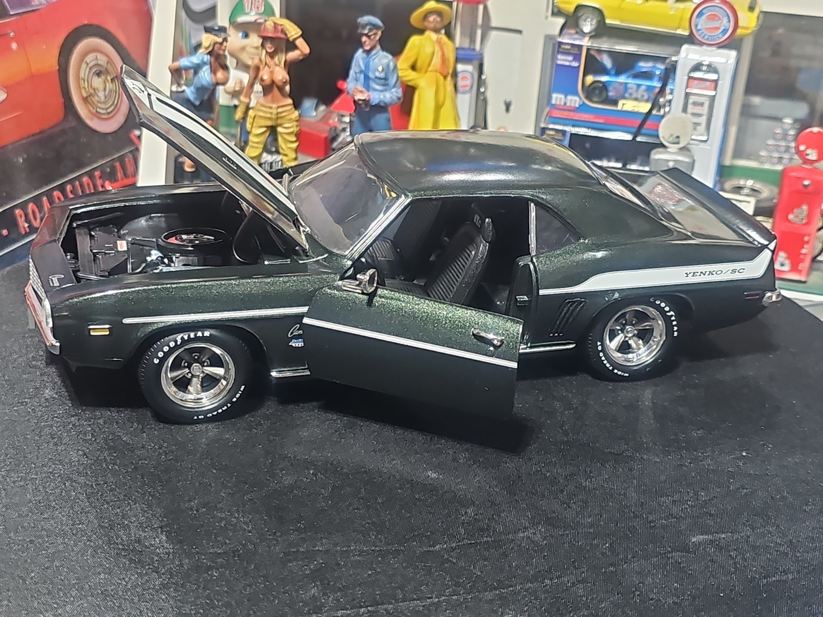 VINTAGE ERTL SUPERCAR YENKO 427 CAMARO SYC Fathom Green Limited Edition