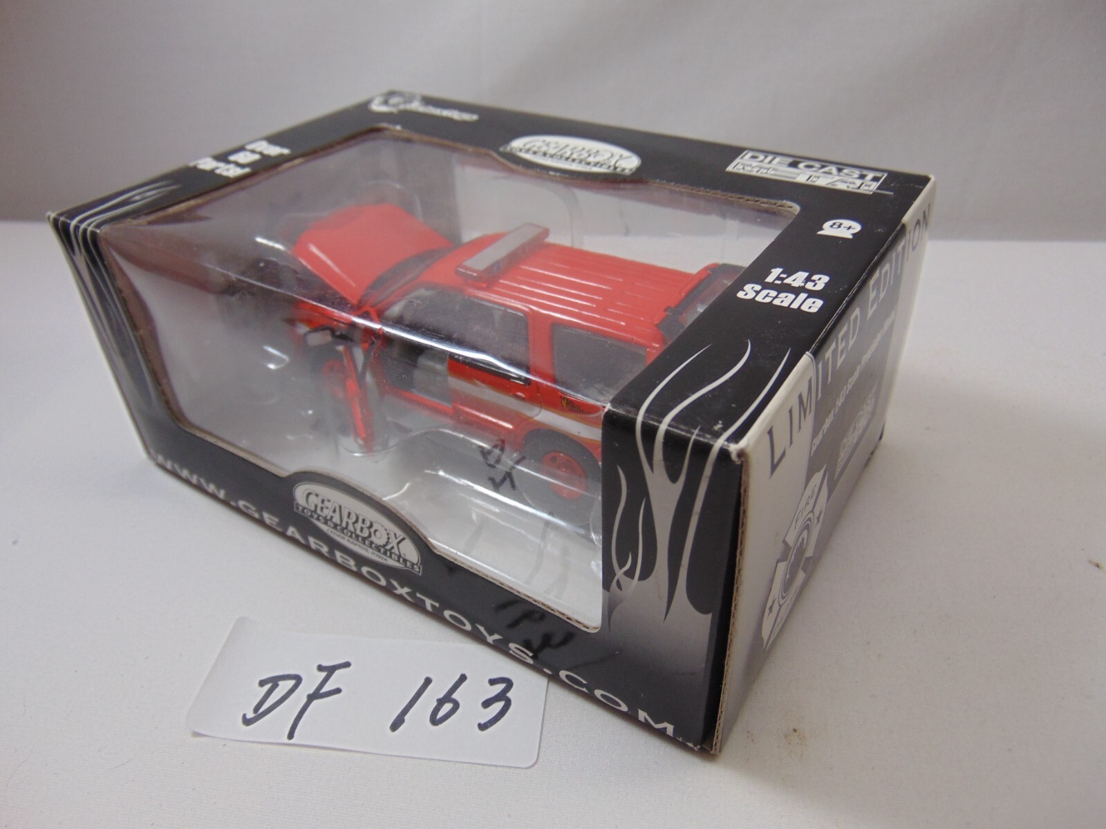 GEARBOX 1/43 BOSTON FIRE TCU FIRE DEPT. FORD EXPEDITION NEW MODEL CUSTOM 2006
