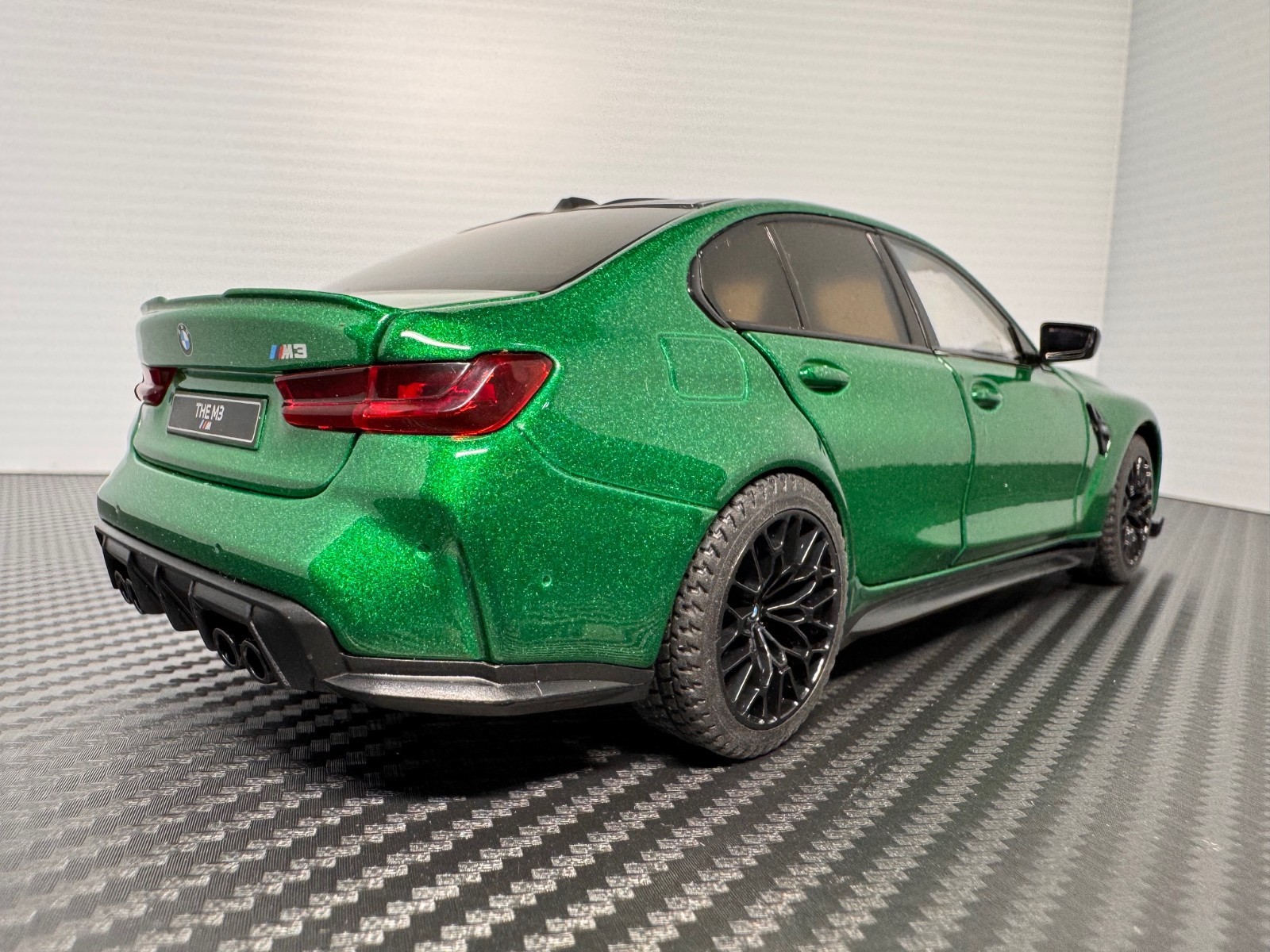 1:24 BMW M3 G80 Sedan Alloy Diecast Metal Sports Car Model w Lights – GREEN
