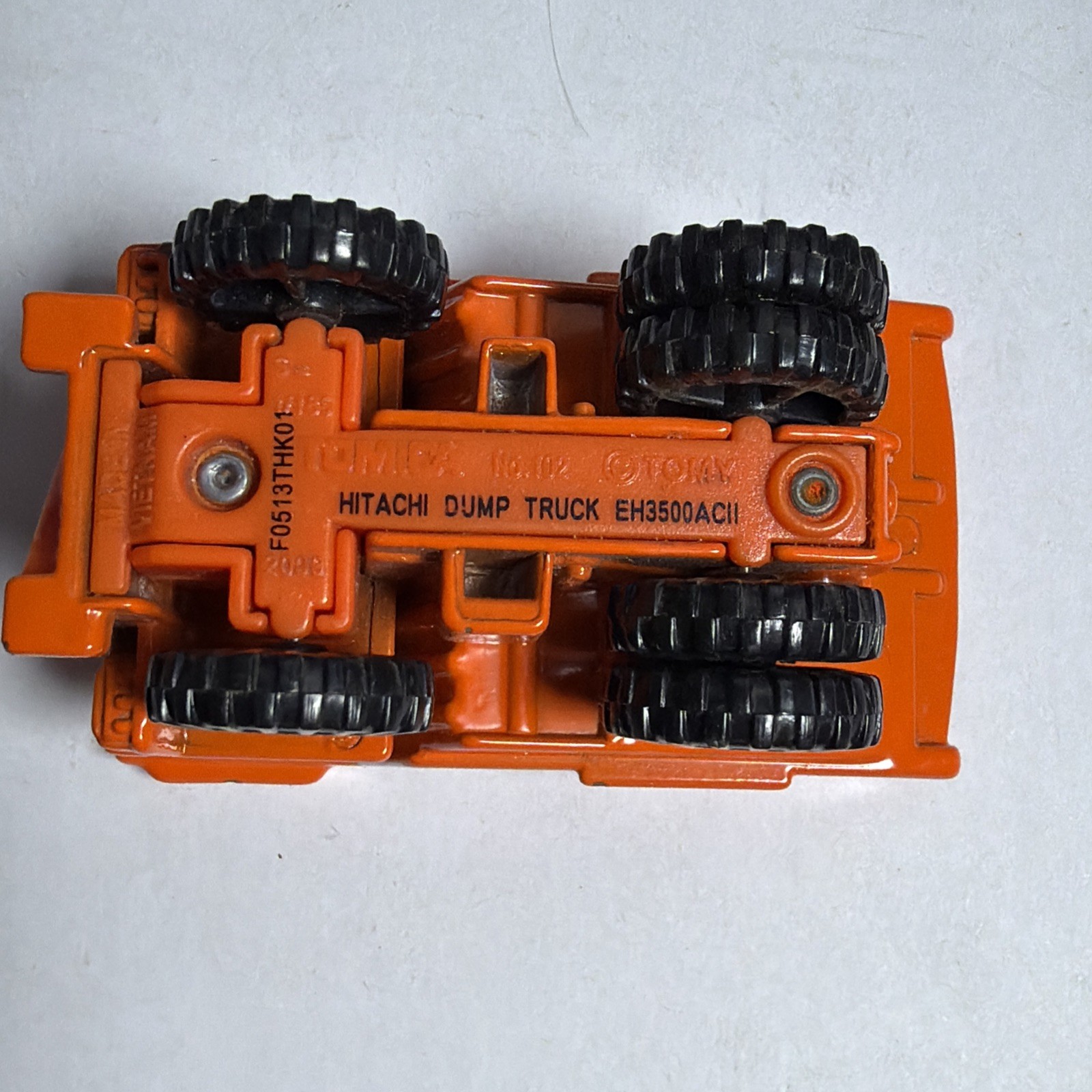Takara Tomy Tomica #102 Hitachi Rigid Dump Truck EH3500AC II 1/185 Scale