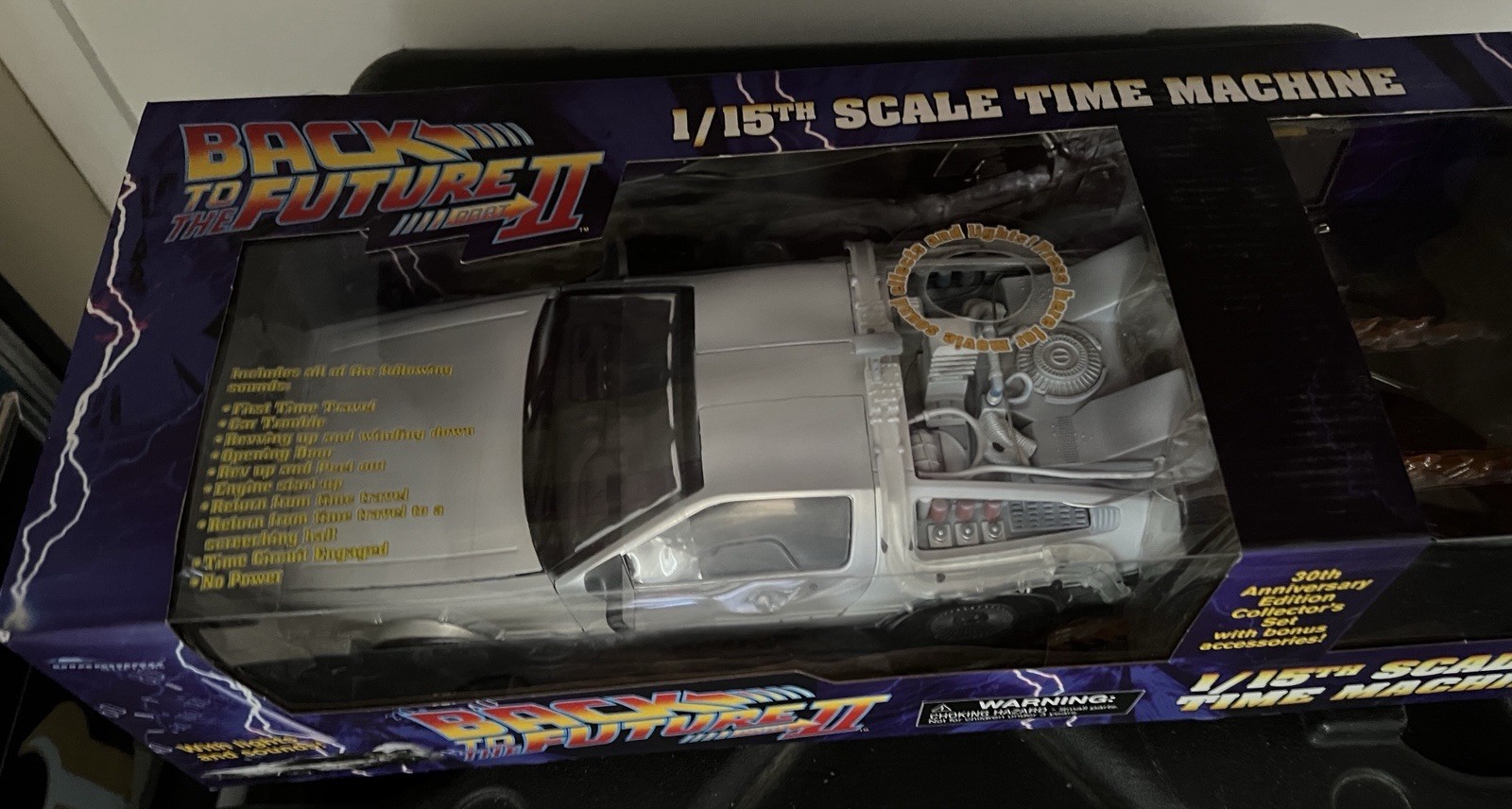 Back To The Future 2 1/15th Scale DeLorean Time Machine w/ Lights & Sounds