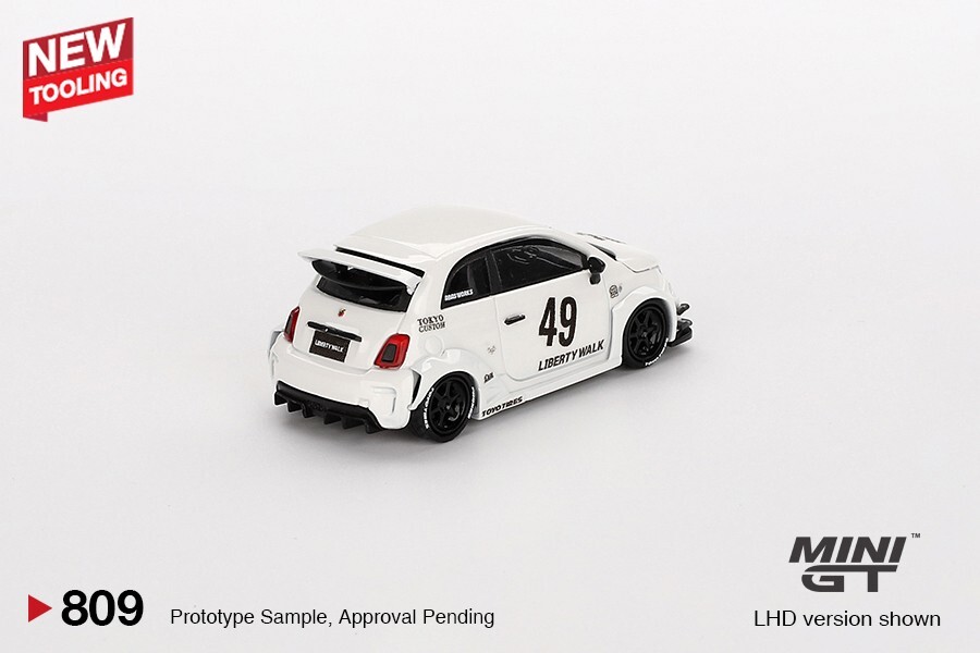 Mini GT 1:64 LB-WORKS x Abas Works ABARTH 595 Gara White Diecast Car MGT00809