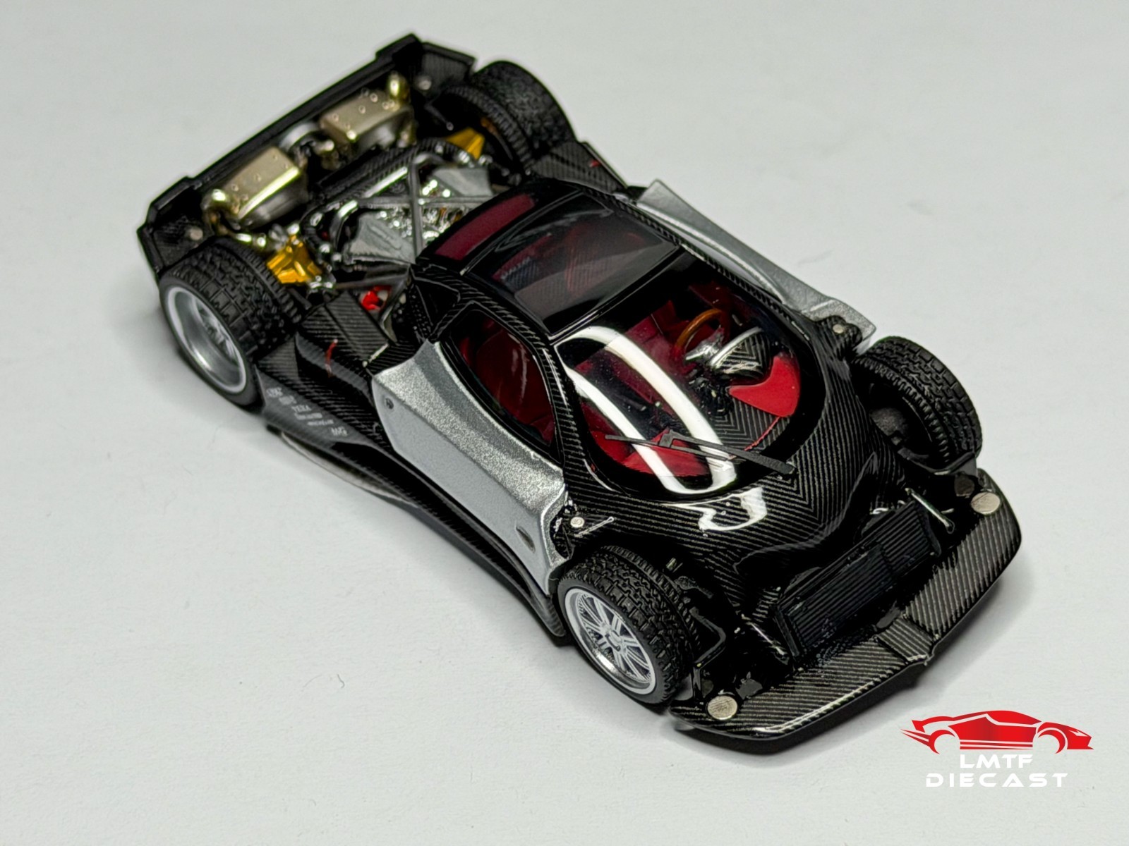 Almost Real 1:64 Pagani Zonda F Grigio Mercurio 2005