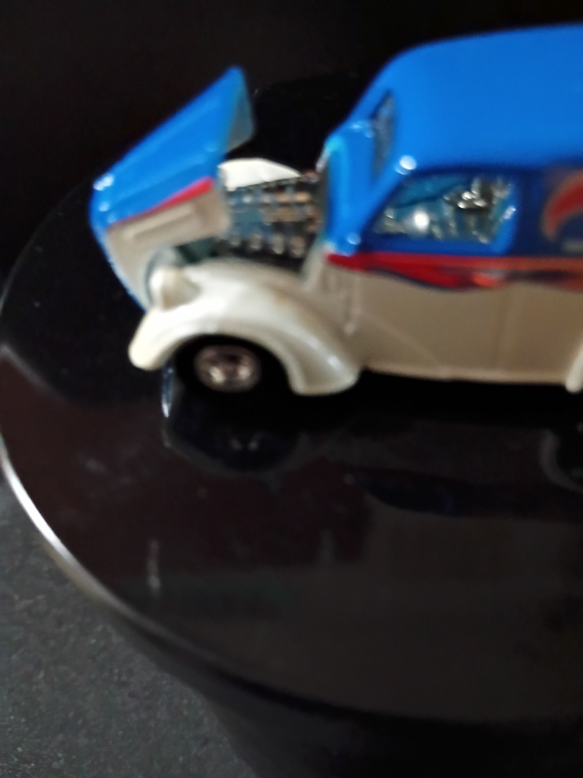 🔥🔥🔥🔥Hot Wheels Rod Custom Ford Anglia Panel Delivery Van Blue HW Logo 🔥🔥🔥