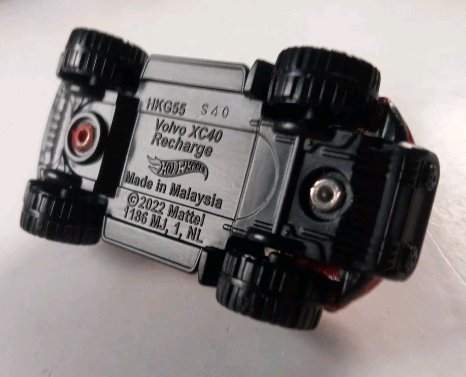 2024 Hot Wheels Kroger Exclusive Volvo XC 40 Recharge 4×4 Off-Road New Loose