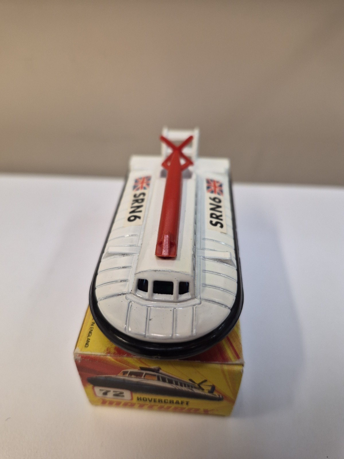 Vintage Lesney Matchbox Superfast #72 SRN6 HOVERCRAFT Diecast with Original Box.