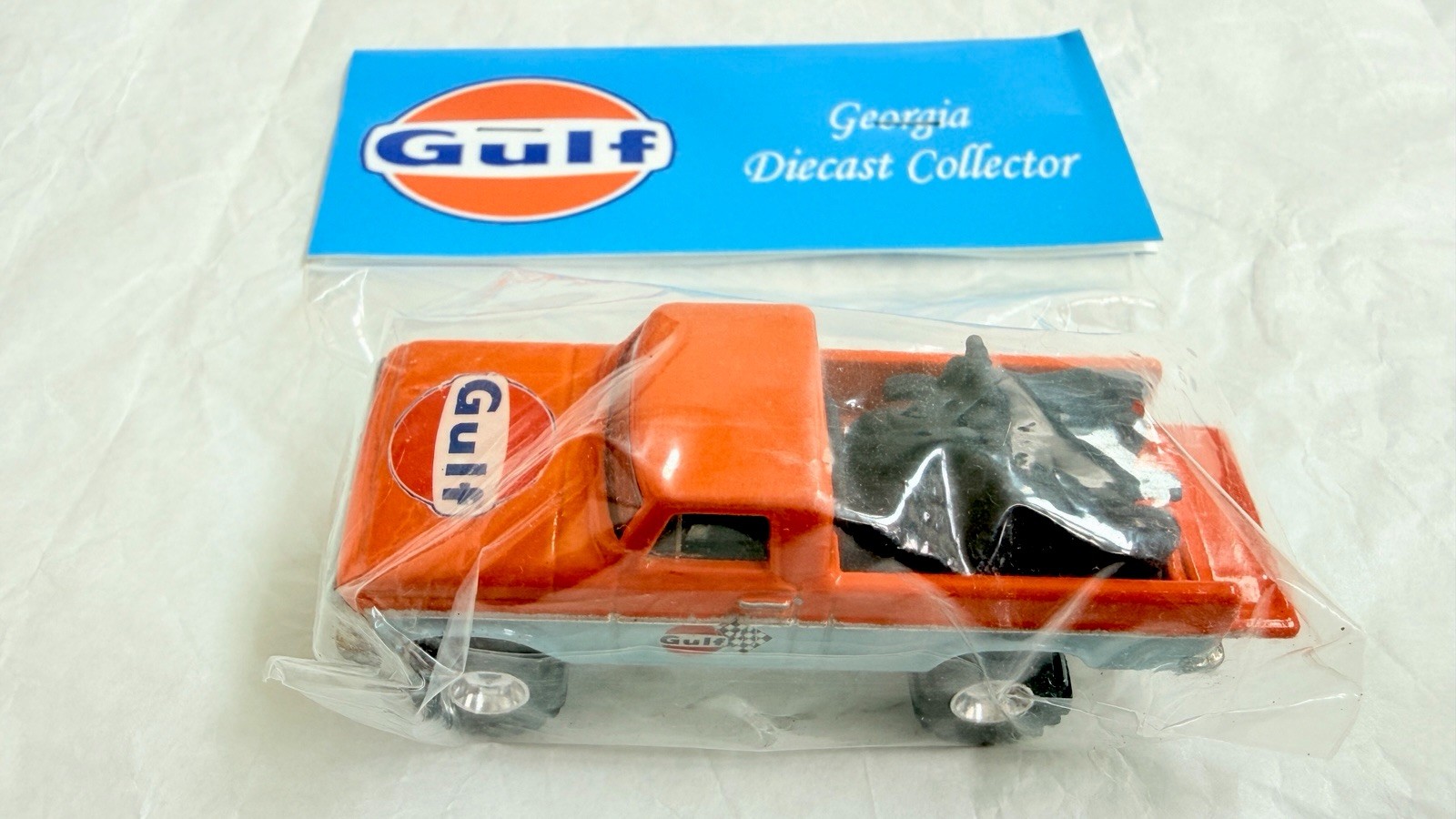 Hot Wheels Texas Drive’Em Gulf Pickup w Dirt Bikes Custom Georgia Diecast Rare