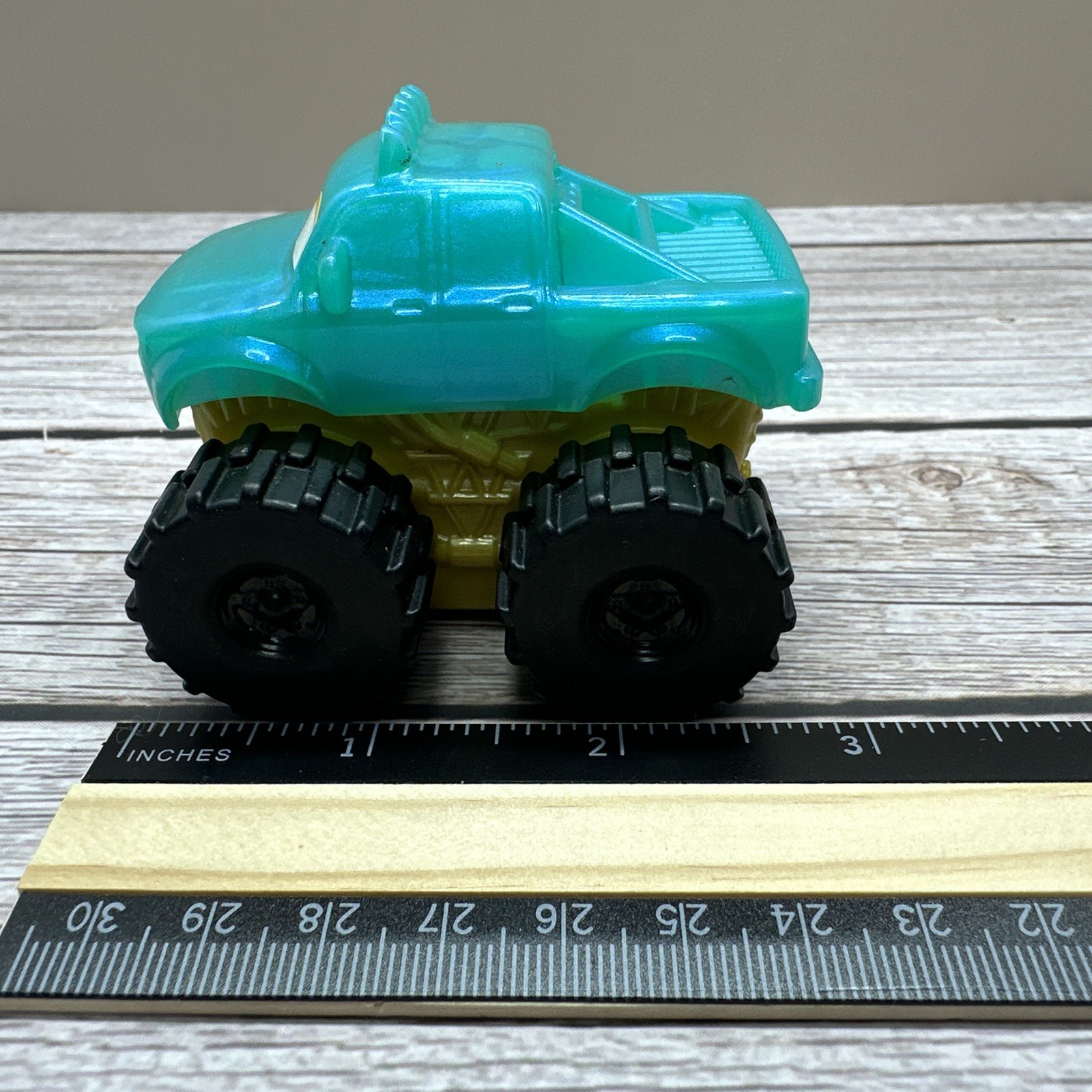 Disney Pixar Cars Mini Racer 2022 On The Road Ivy Monster Truck Preowned