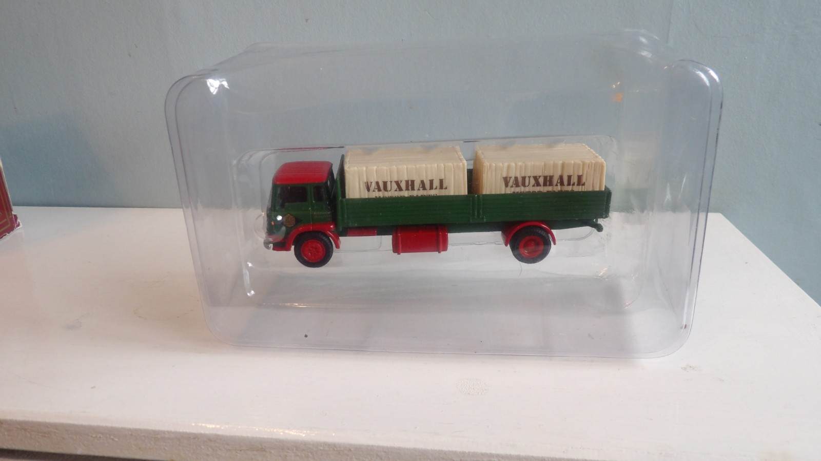E.F.E COMMERCIALS SERIES 21201 BLOXWICH BEDFORD TK BOXED