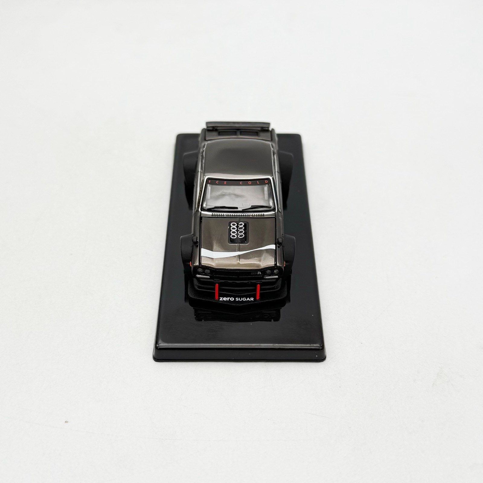 Pop Race 1:64 Coca-Cola Nissan GT-R V8 Drif Hakosuka Black #144