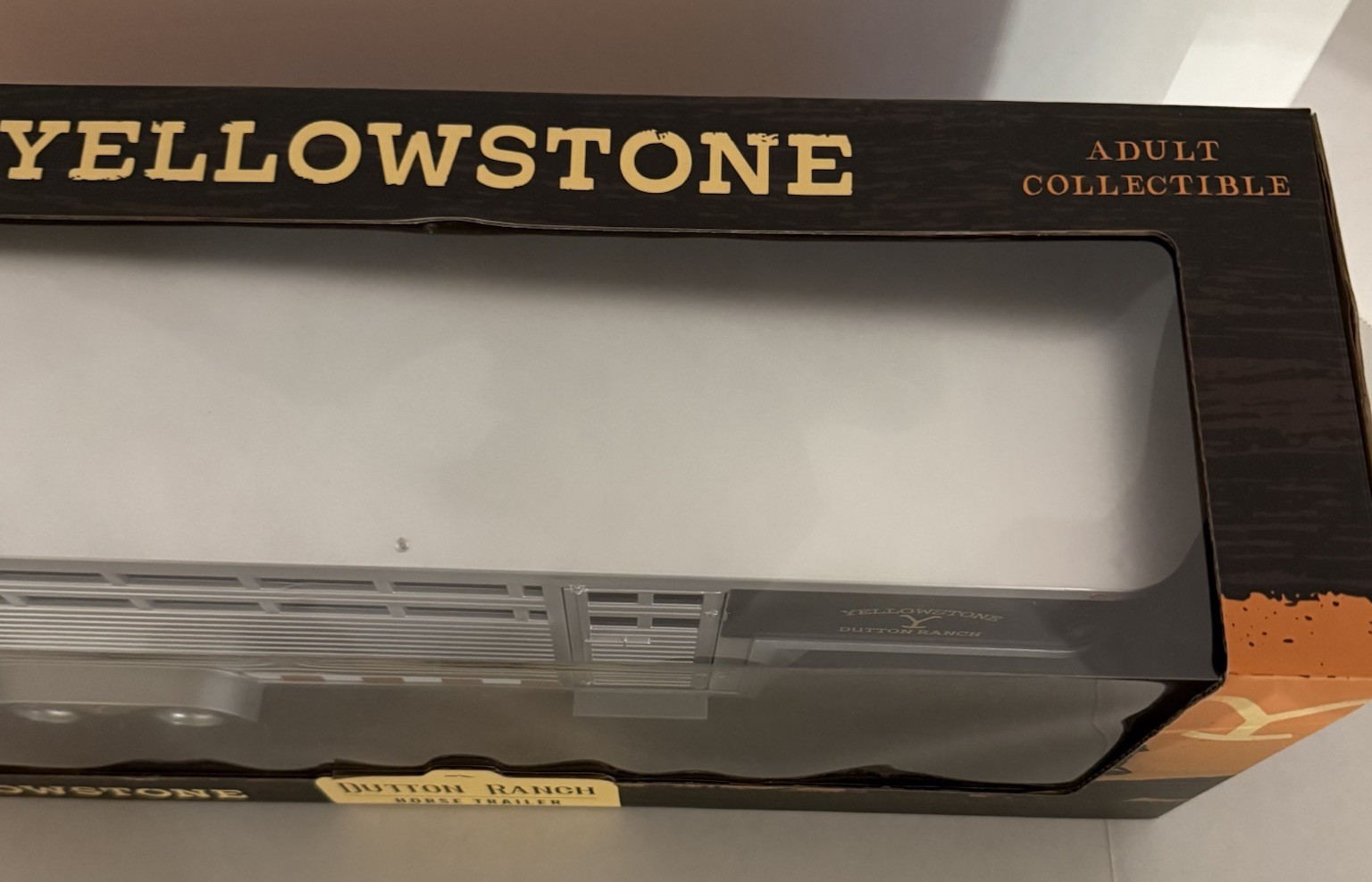 Big Country Toys YELLOWSTONE Dutton Ranch Horse Trailer Adult Collectable *NIB*