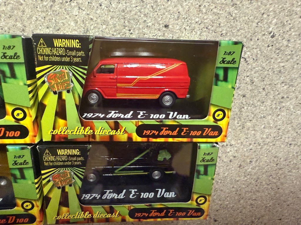Fresh Cherries 1974-75 Ford E-100 VAN & DODGE D100 VAN 1/87 HO Scale Lot of 4