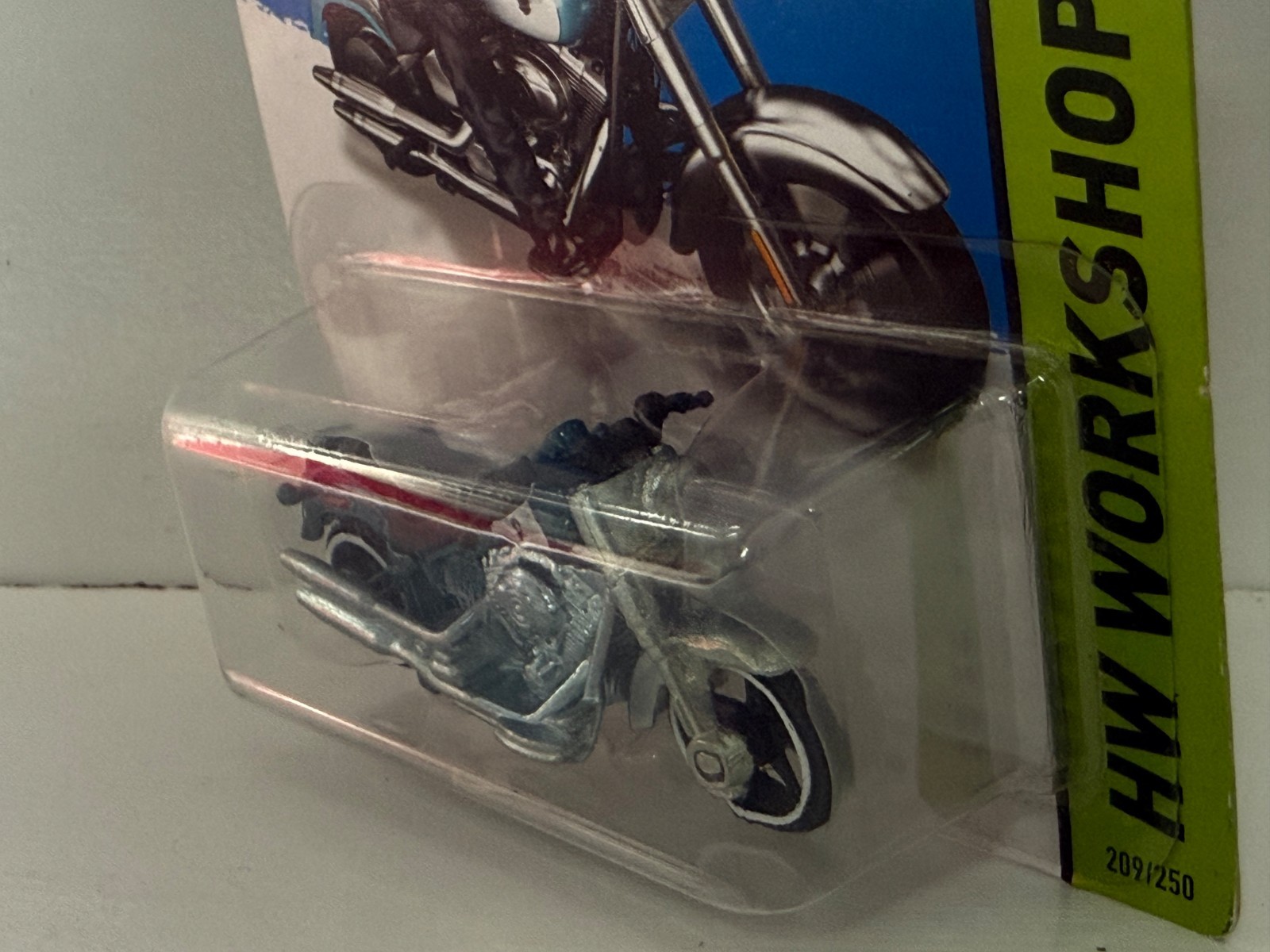 2014 HOT WHEELS SUPER TREASURE HUNT HW WORKSHOP HARLEY-DAVIDSON FAT BOY 1:64