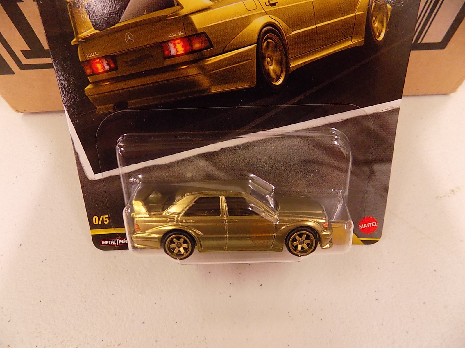 Hot Wheels Premium Modern Classics Chase Mercedes-Benz 190 E 2.5-16 EVO II – 0/5