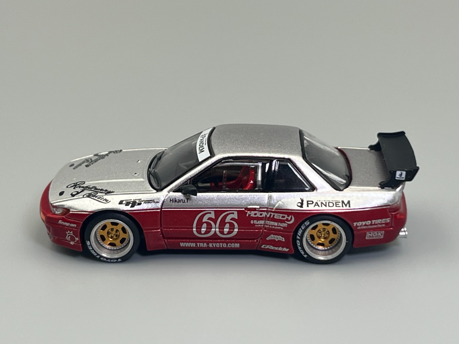 Nissan 240SX S13 Coupe Pandem Silvia Widebody Poprace 1/64 scale openable hood