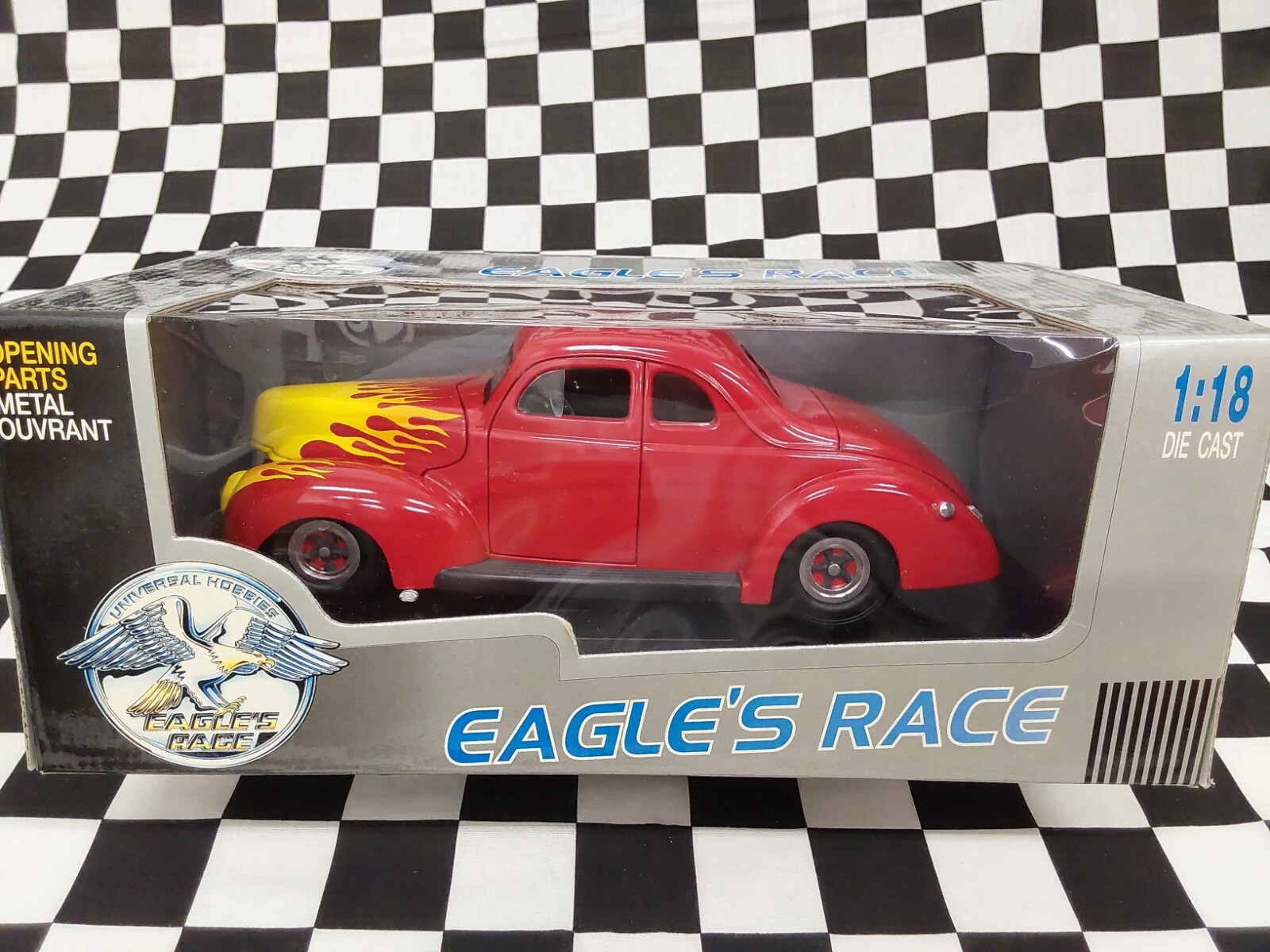 1940 Ford Deluxe Hot Rod Coupe Flathead V-8 Tri-Power Eagle’s Race 1/18 scale