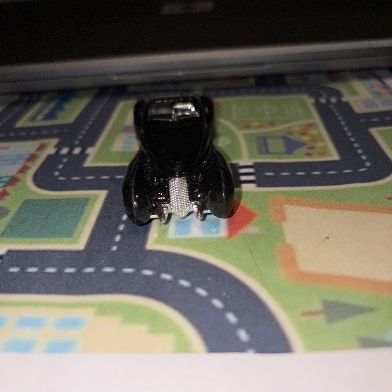 2013 Hot Wheels CUSTOM CADILLAC FLEETWOOD #185 black