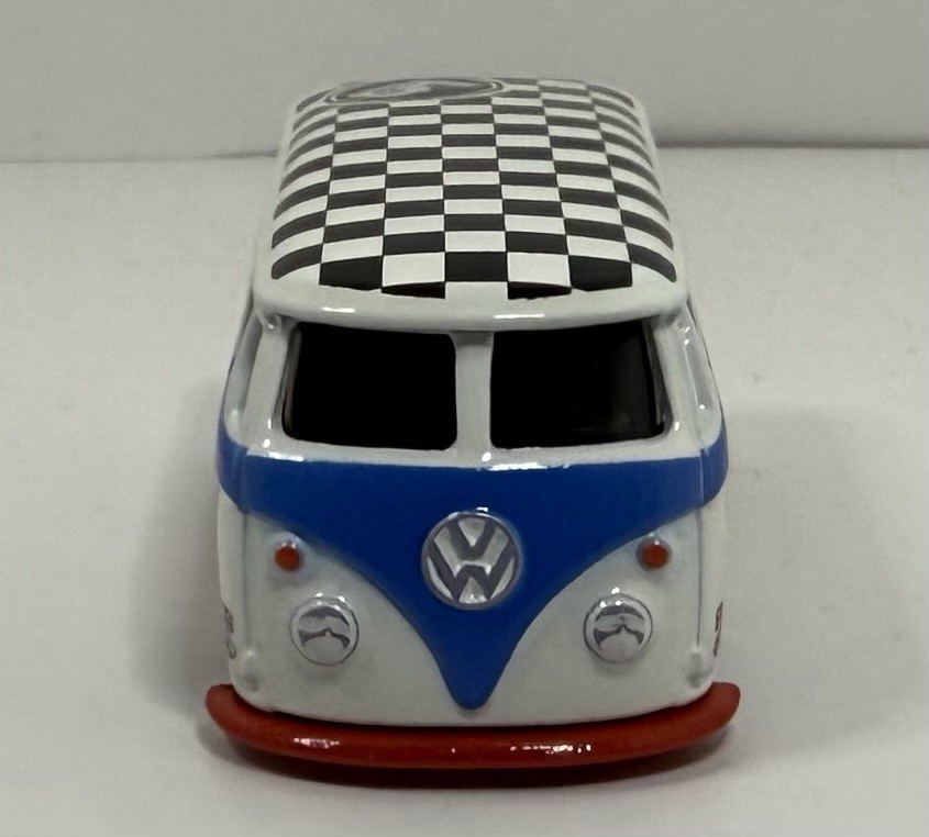 Hot Wheels Volkswagen T1 Panel Bus Outlaw 1:64 Diecast Real Riders Boulevard