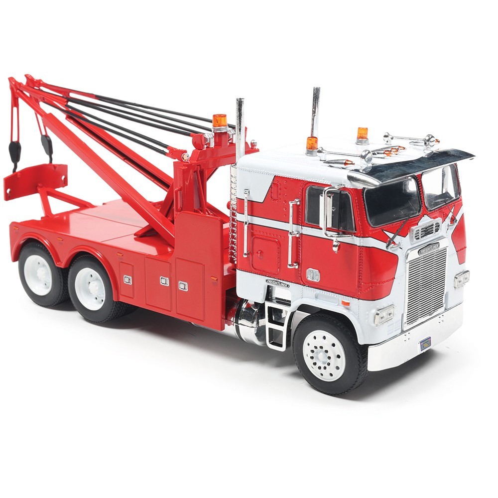 IXO MODELS 1:43 SCALE – RED – 1987 FREIGHTLINER FLA TOW TRUCK / WRECKER