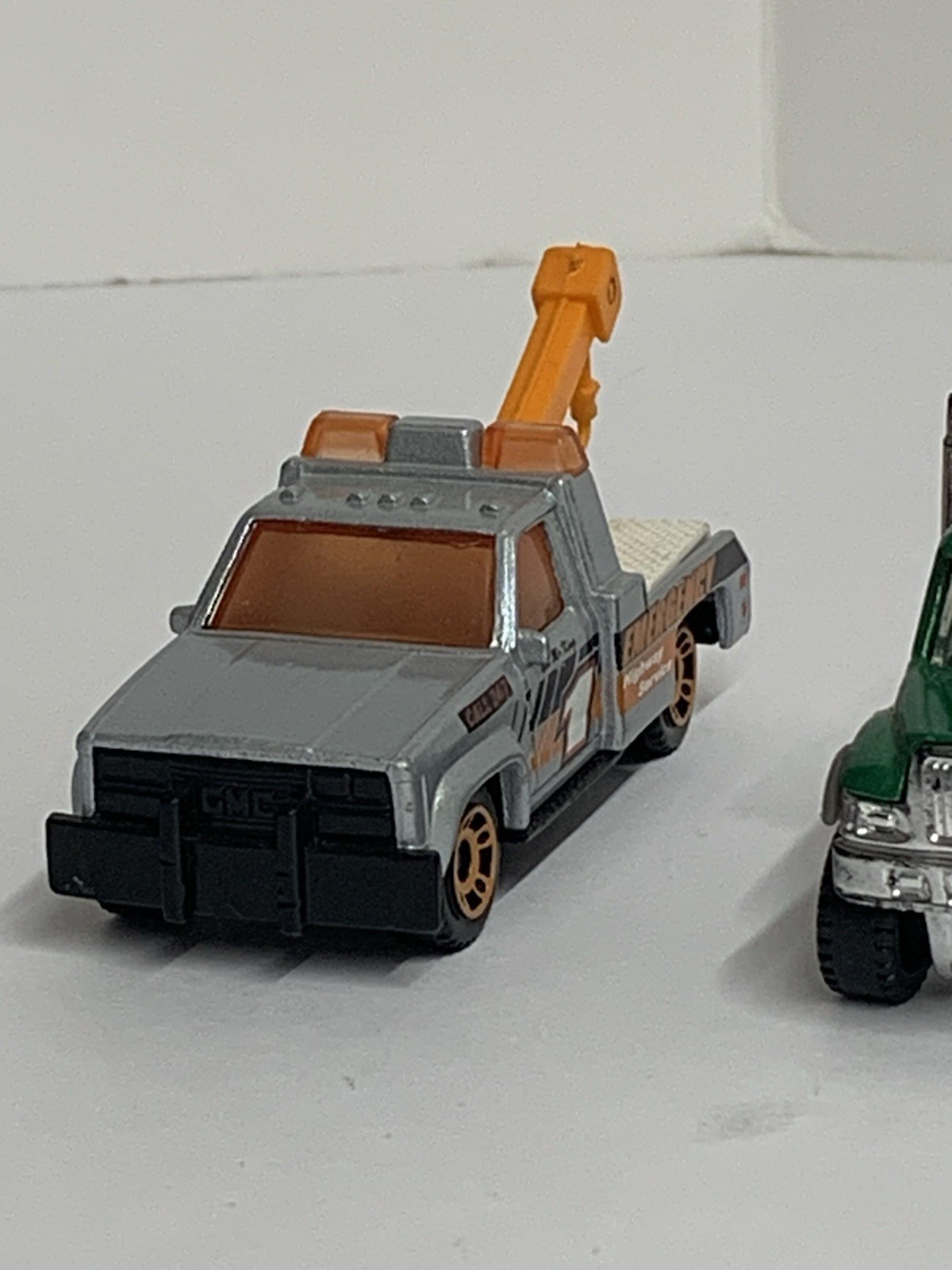 Lot Of 5 Toy Cars Matchbox Die-cast And Plastic Preowned Good Condition (26598)