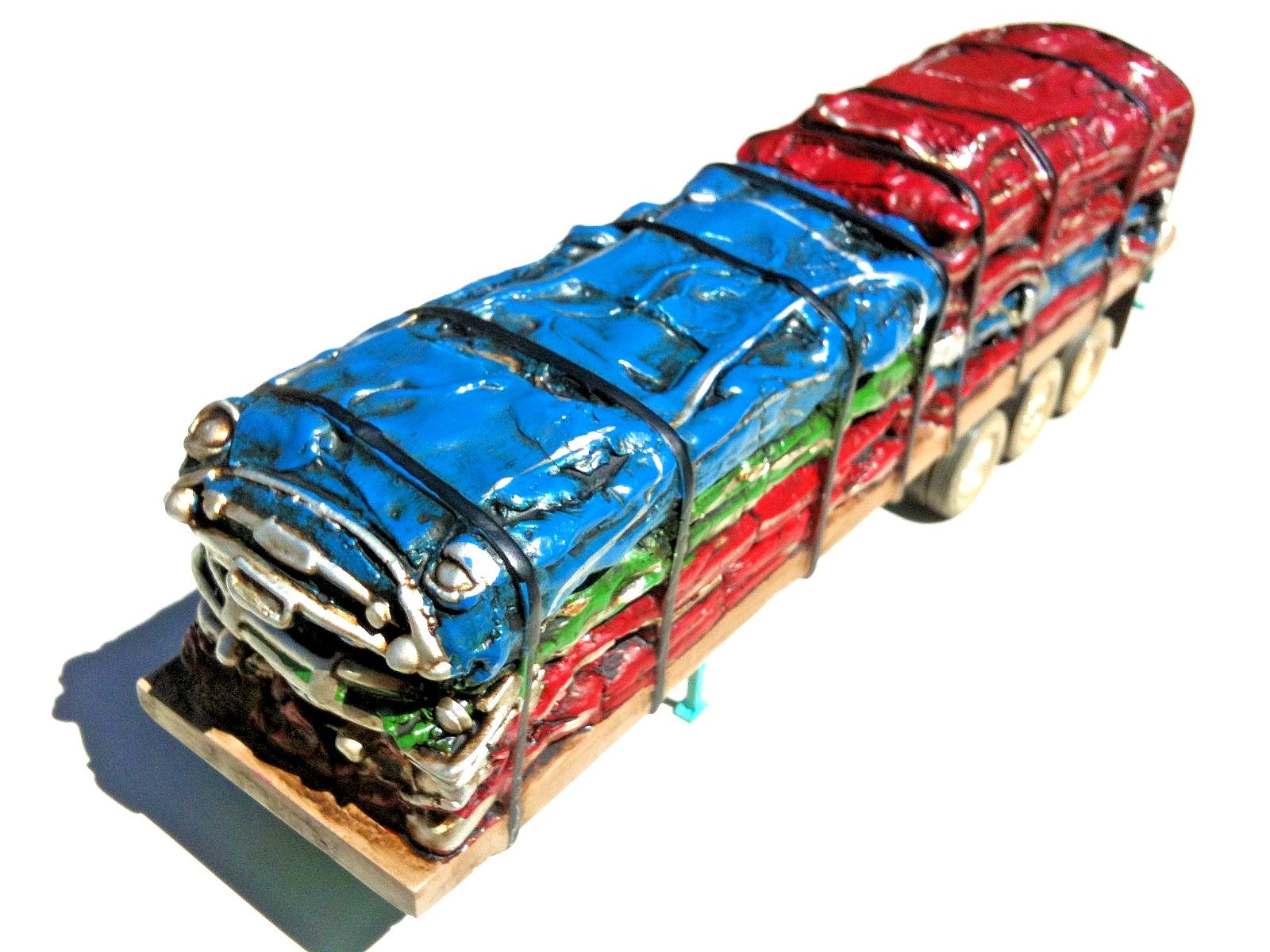 Corgi Heavy Haulers International Transtar with Crushed Car Load 1:50 Scale
