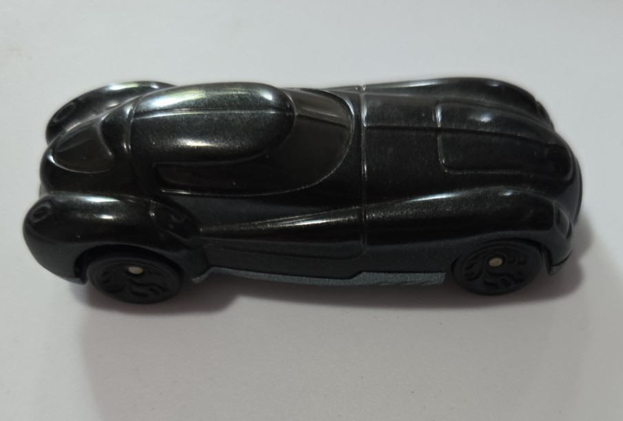 Vintage 1996 McDonald’s Happy Meal Toy Batman BATMOBILE 1:64 DC Comics