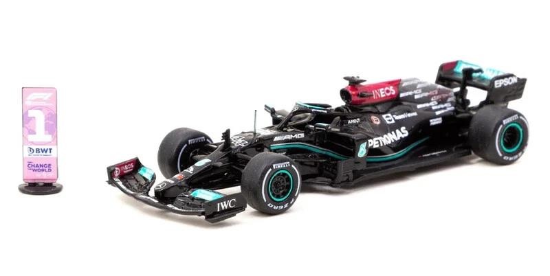 Lewis Hamilton #44 Mercedes AMG F1 W12 2021 British GP Winner 1:64 T64GF037LH1