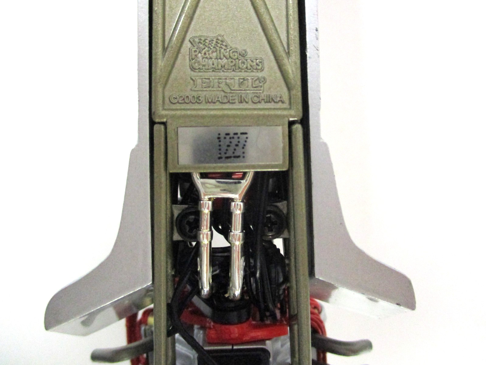 RACING CHAMPIONS RC2 MELANIE TROXEL SKULL GEAR 2006 NHRA TOP FUEL DRAGSTER 1/24