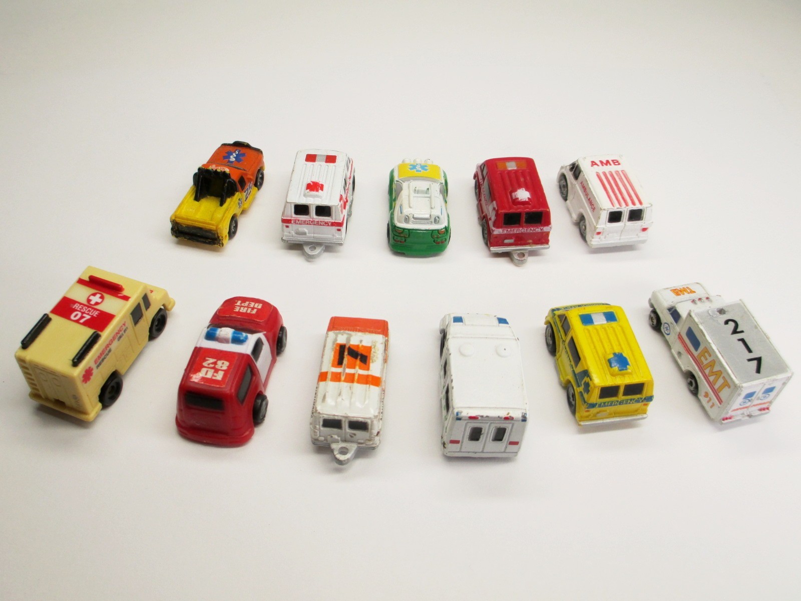 Micro Machines Ambulance Emergency Cars Vans Rescue N Scale Vehicles Lot