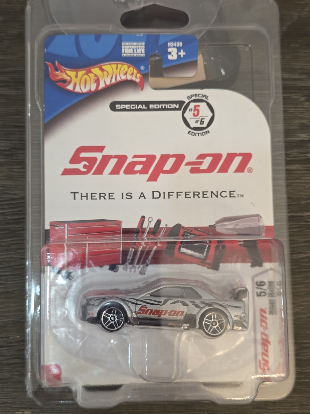 2004 Hot Wheels Snap-On Nissan Skyline (5/6) Special Edition Rare HTF w/protecto