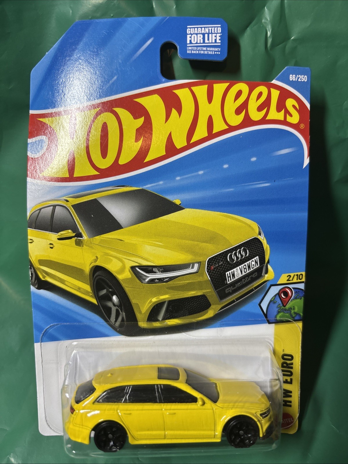 Hot Wheels ’17 Audi RS 6 Avant #66 HW Euro 2/10 Yellow New